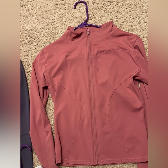 Set of 3 workout jackets - Picture 3 of 9